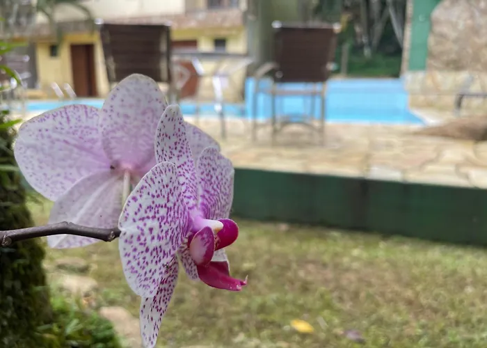 Pousada Canto de ItamambucaHotel em Ubatuba